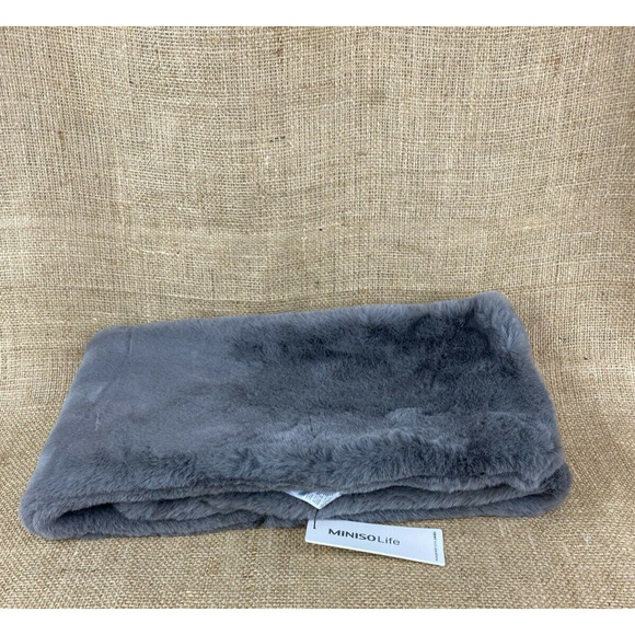 Miniso Gray Plush Faux Fur Scarf Neck Warmer - Picture 1 of 6